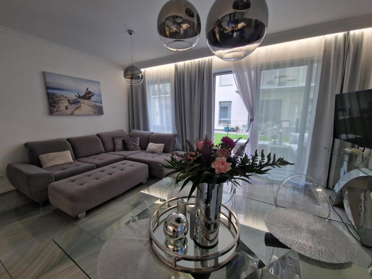 Maxim Apartment
